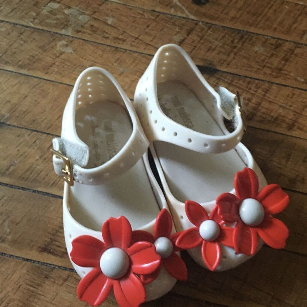 Mini Melissa X Isabela Copero size 5 tan and red flower rubber Mary Jane shoes